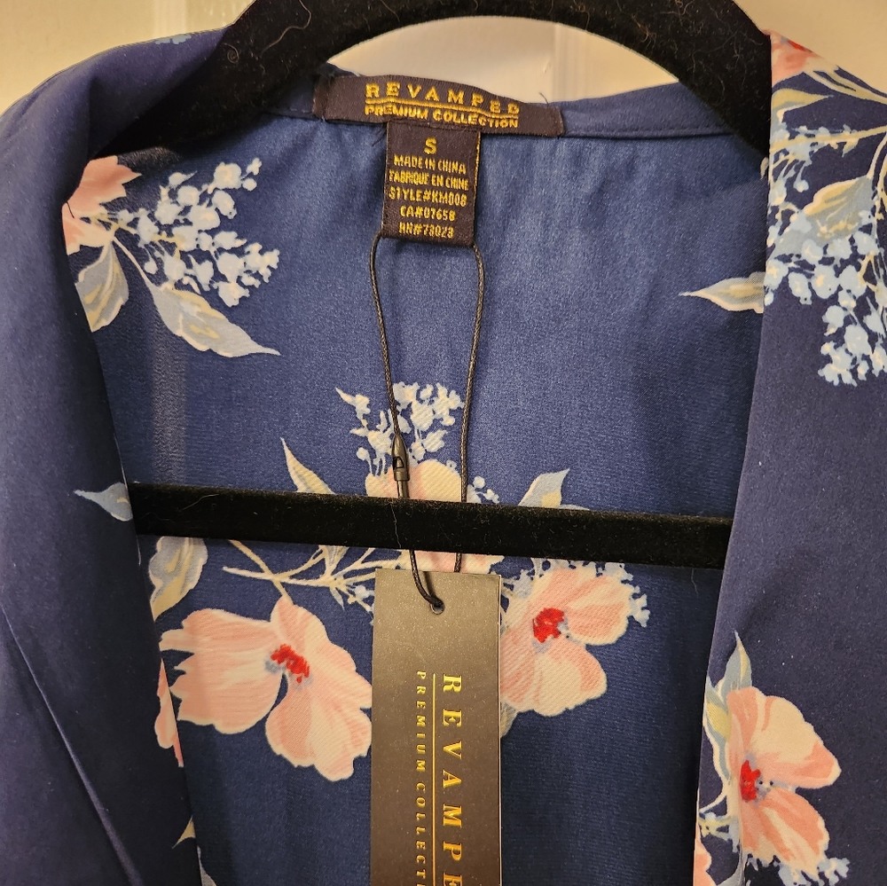 🌸Long Navy Floral Robe🌸 - Picture 3 of 3